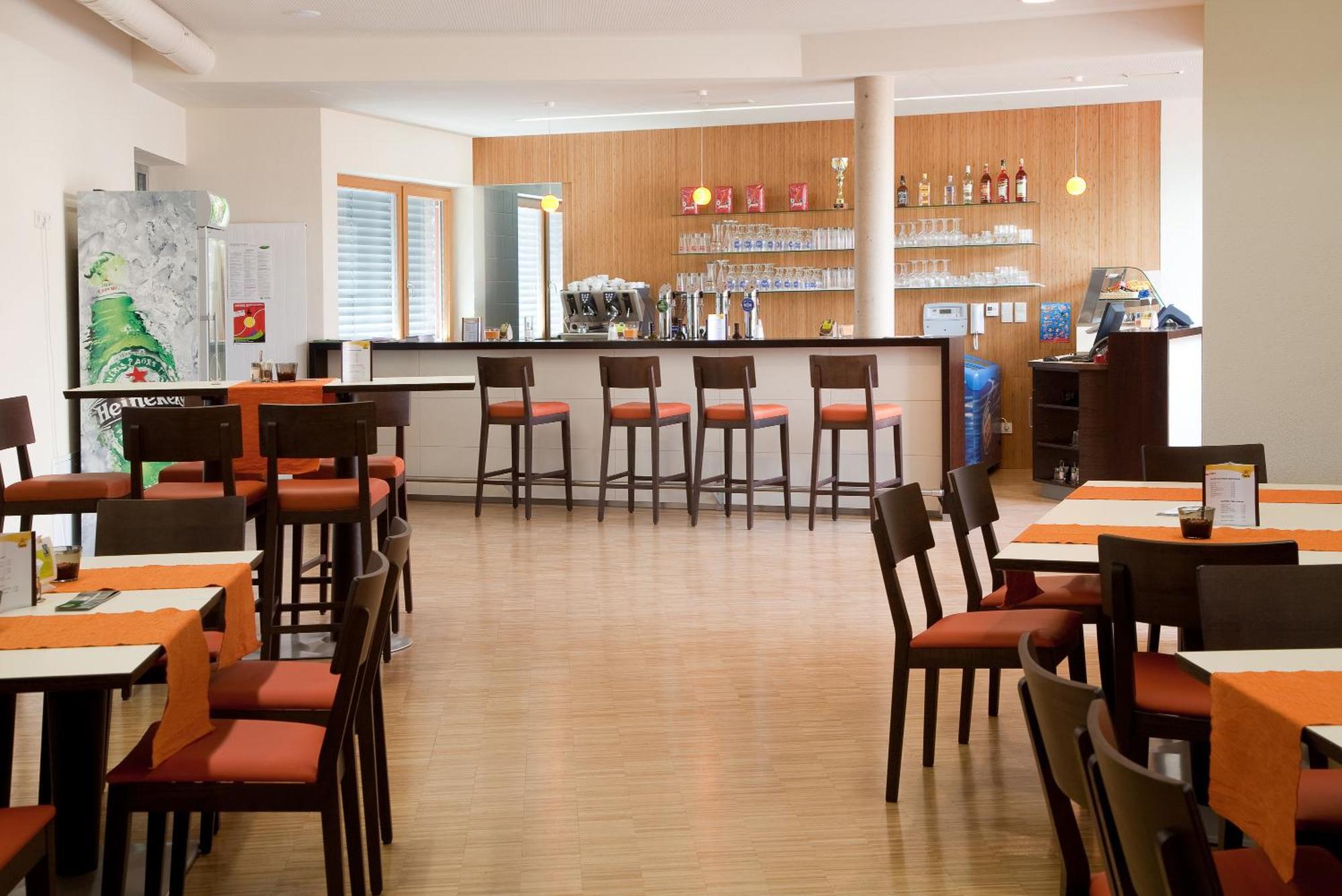Jufa Hotel Лейбниц Экстерьер фото