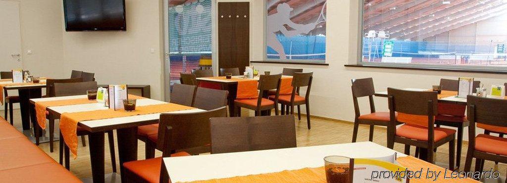 Jufa Hotel Лейбниц Ресторан фото